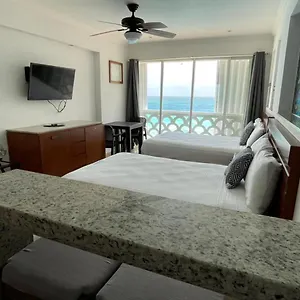 Capitan Sea View Apartamento Cancún